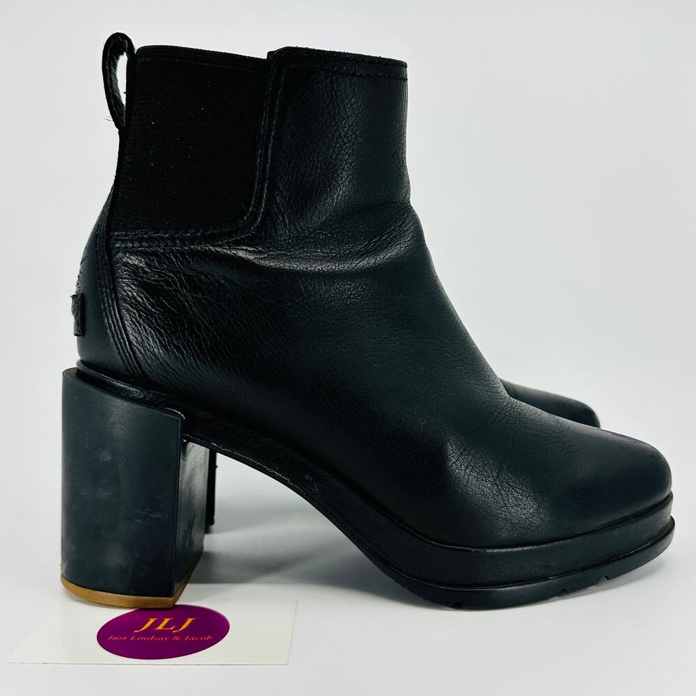 Sorel Women's Blake Black Leather Heeled Chelsea Boots NL3303-010 Size 8